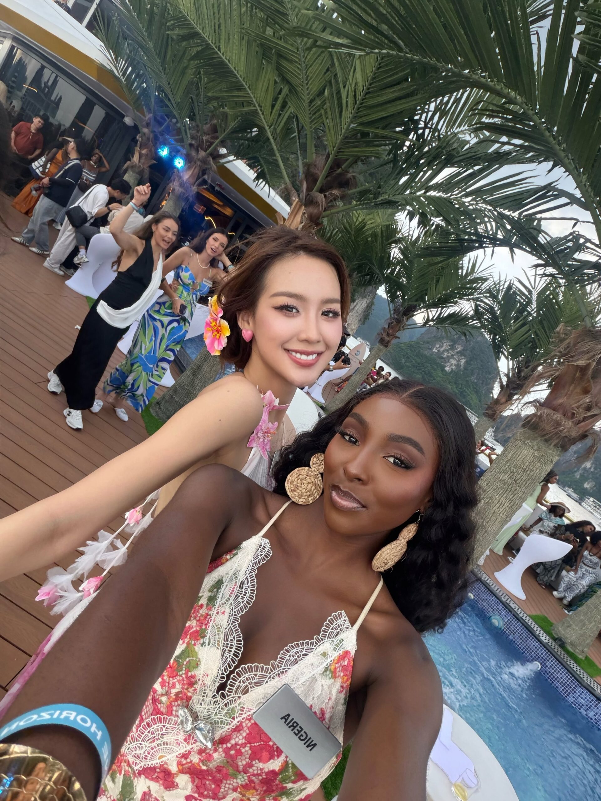 Queen Soye and fellow contestants on the cruise