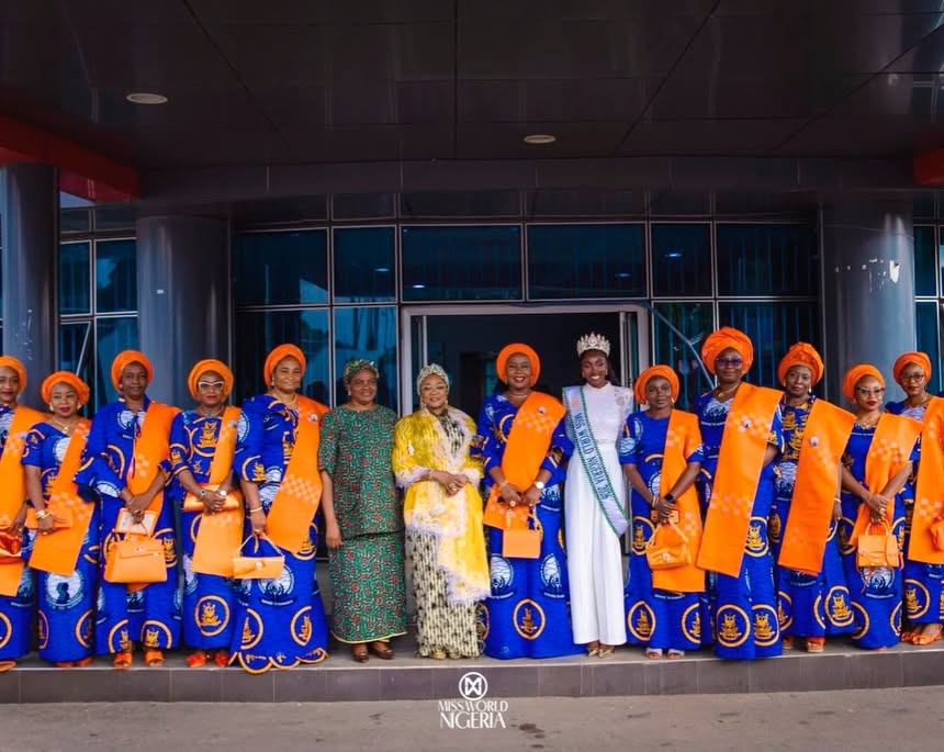 Queen Soye at the World Press Conference podium